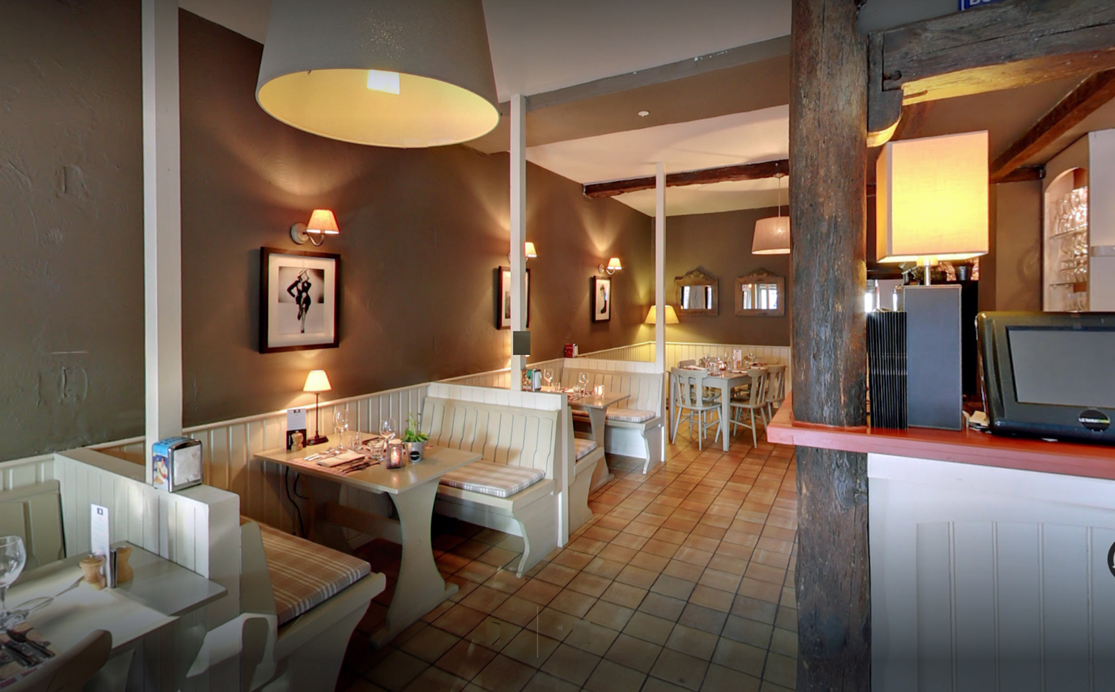 Cover image of restaurant